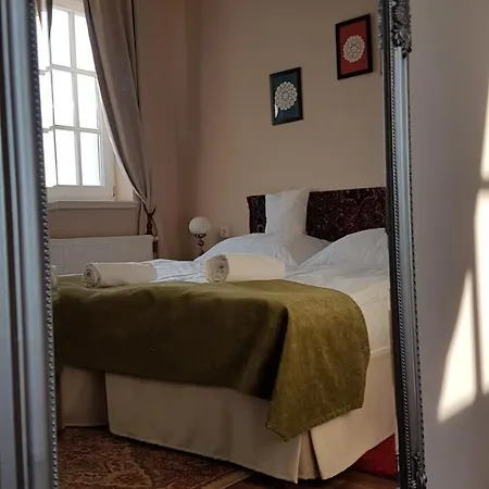 Tarnoca Kuria Bed & Breakfast Soponya Exterior photo